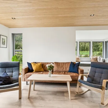 بيت للعطل Jordeplegarden - Part Of A Farm - Two Buildings - Close To Flam *