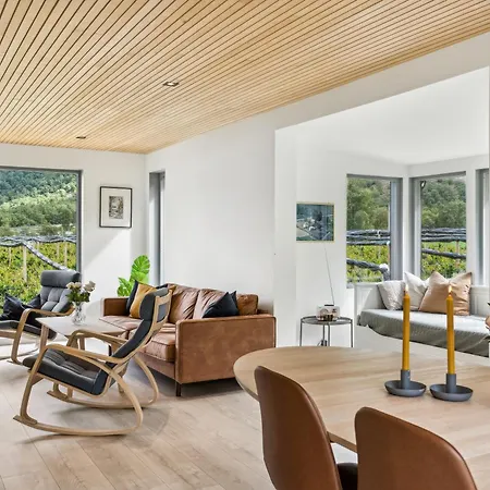 Jordeplegarden - Part Of A Farm - Two Buildings - Close To Flam