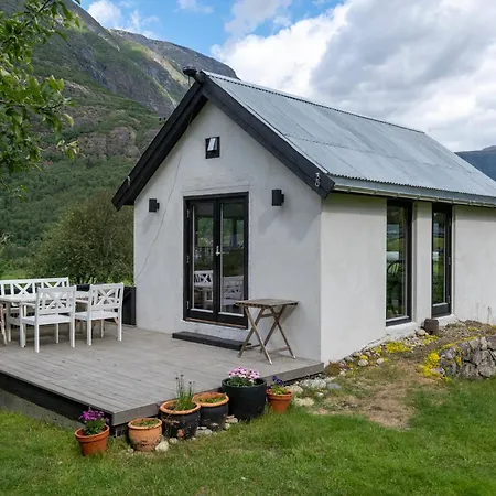 بيت للعطل Jordeplegarden - Part Of A Farm - Two Buildings - Close To Flam *